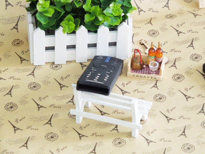 遙(yáo)控器矽膠按(àn)鍵