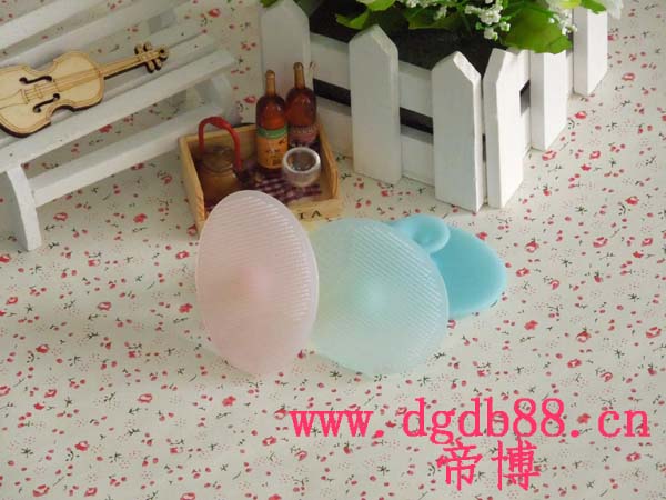 矽(guī)膠洗臉刷(shuā)